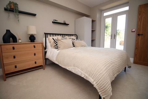 Carlton Terrace, Swansea SA1, Room to rent