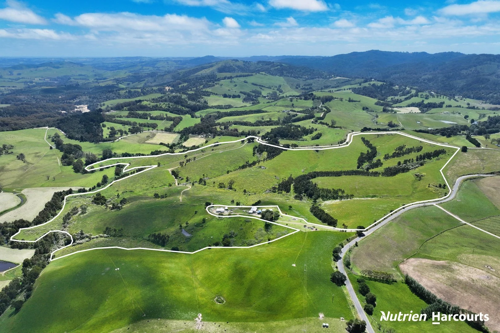 2035 Woorarra East Road, Woorarra East VIC 3962