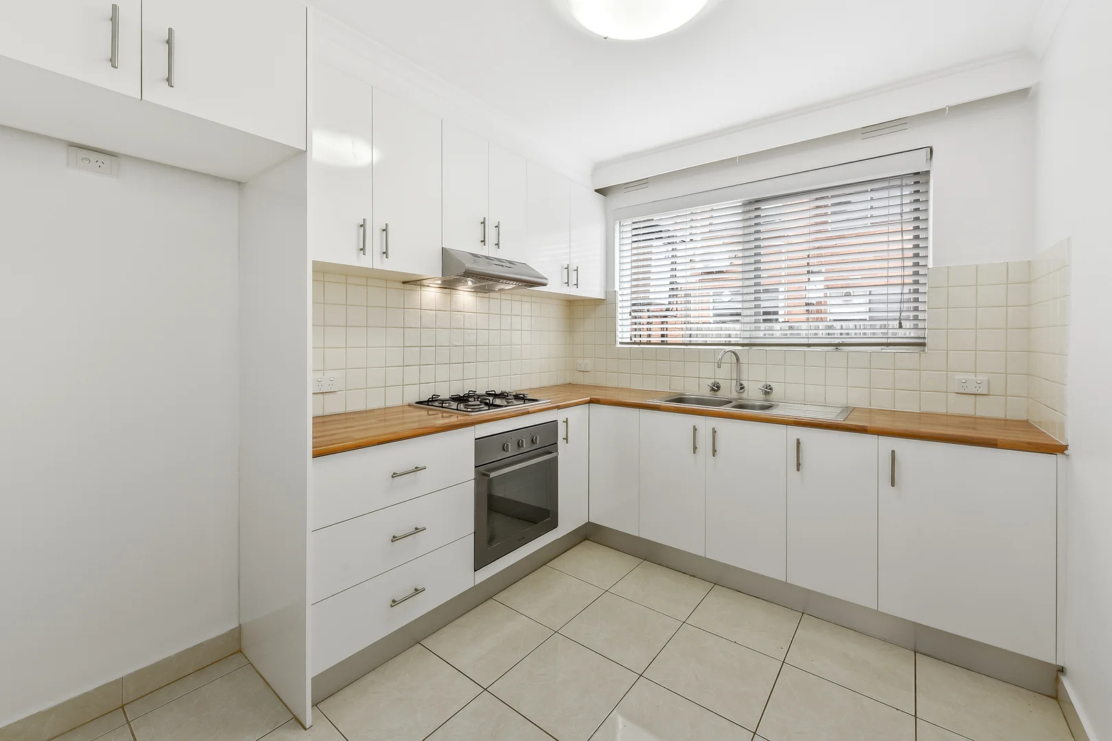 Additional image 4 of 4/243 Murrumbeena Road, Murrumbeena VIC 3163
