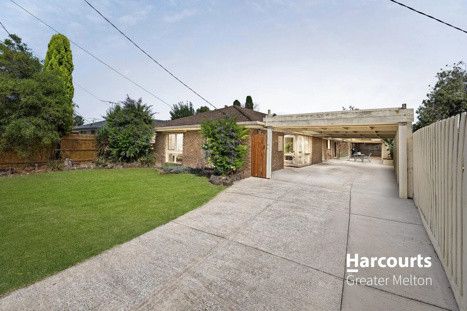 7 Blaxland Road, Melton South VIC 3338
