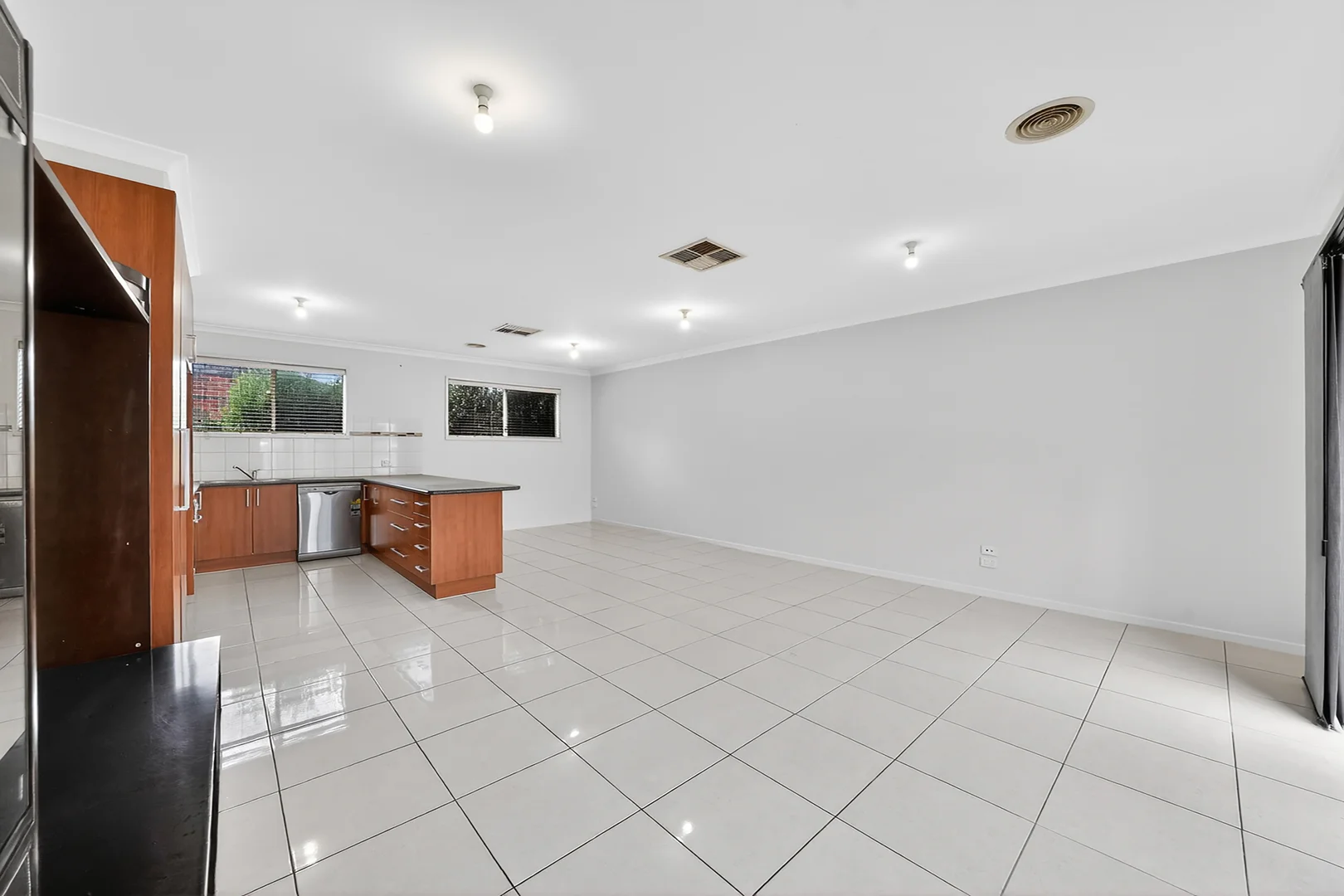 Additional image 10 of 1/4 Bunya Place, Werribee VIC 3030