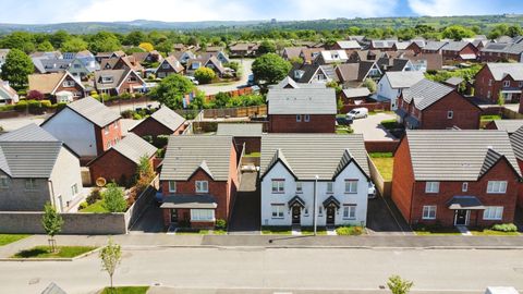 Rhodfa Gelli Aur, Penllergaer, Swansea, West Glamorgan SA4