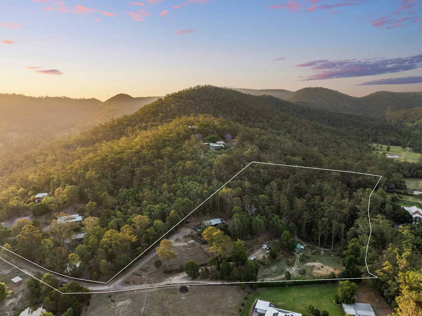 4 Coonardoo Court, Wongawallan QLD 4210