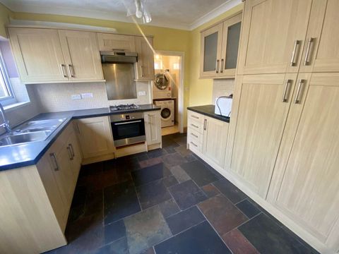Brynymor Road, Brynmill, Swansea SA1