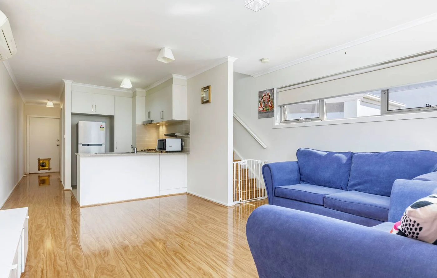24/20 Clare Burton Crescent, Franklin ACT 2913 photo 4