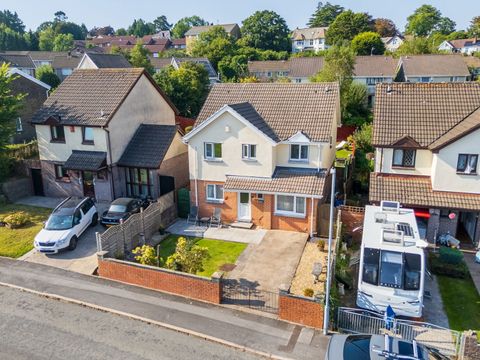 Furzeland Drive, Sketty, Swansea SA2