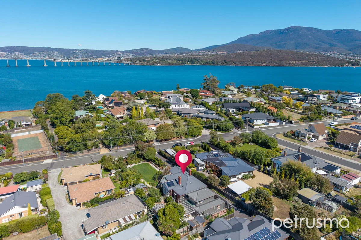 26A Talune Street, Lindisfarne TAS 7015