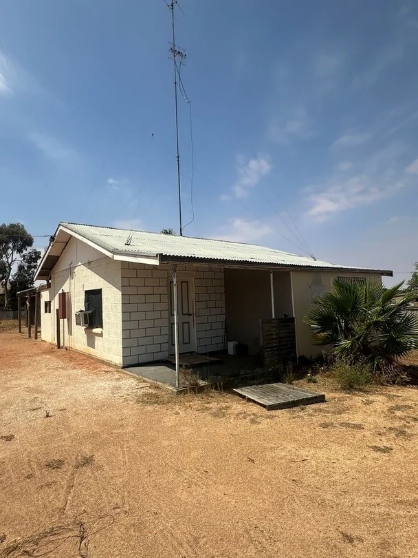 17 Railway South Terrace, Waikerie SA 5330