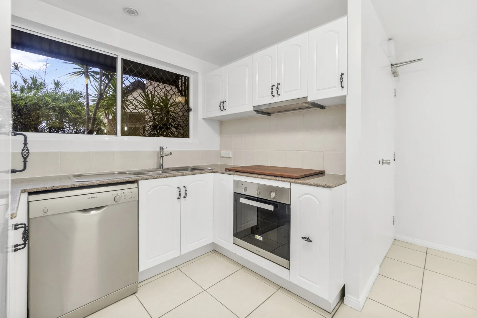Additional image 5 of 2/236 River Terrace, Kangaroo Point QLD 4169