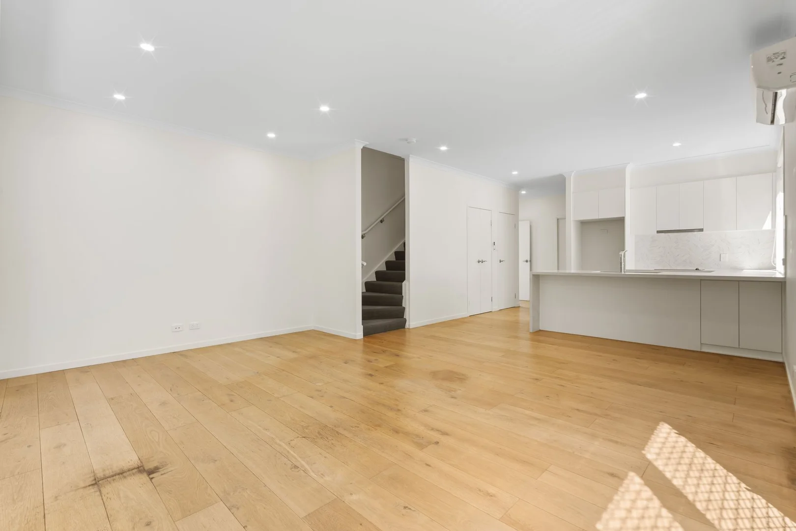 Additional image 17 of 2/22 Moore Street, Morningside QLD 4170