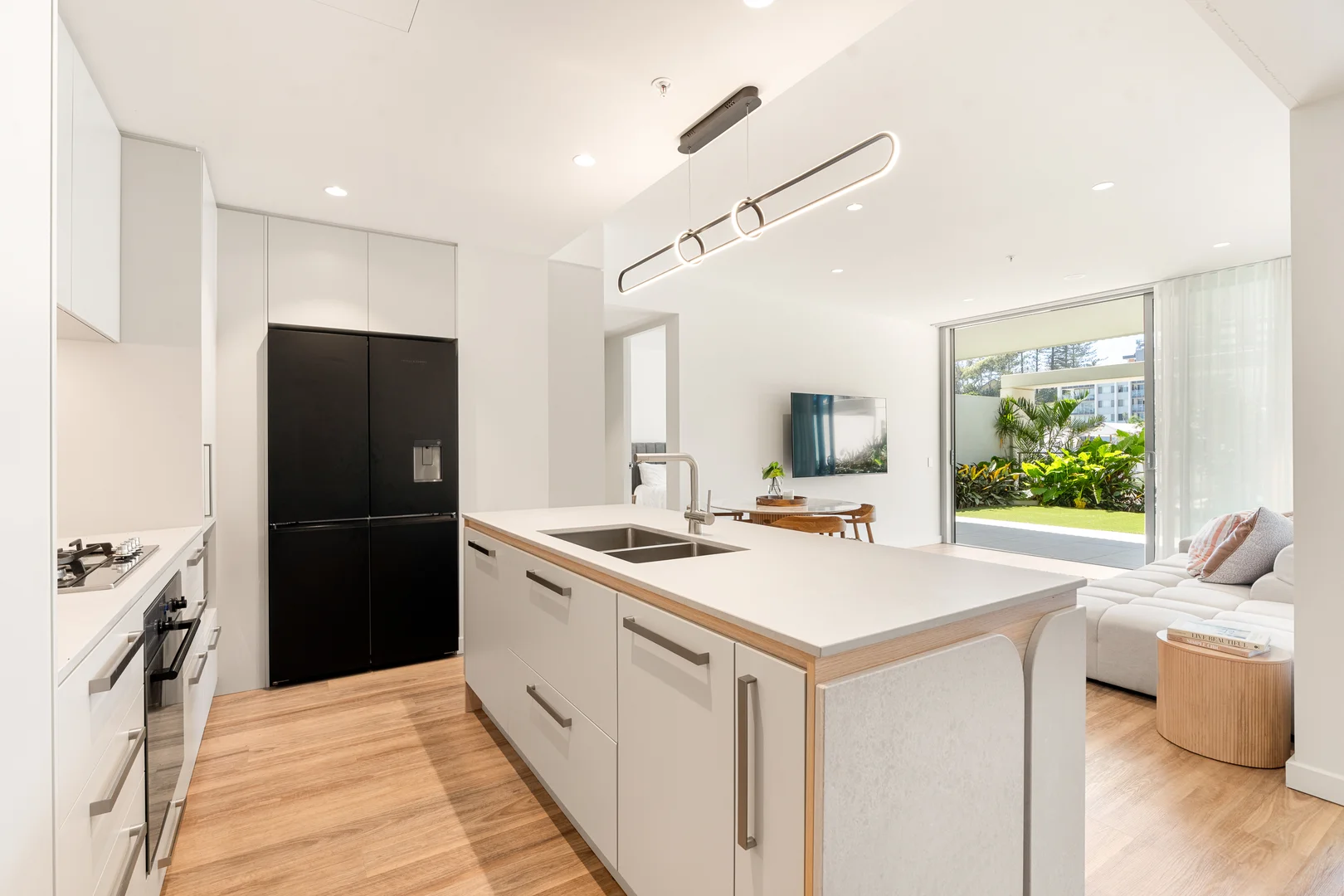Additional image 4 of 202/4 Miles Street, Coolangatta QLD 4225
