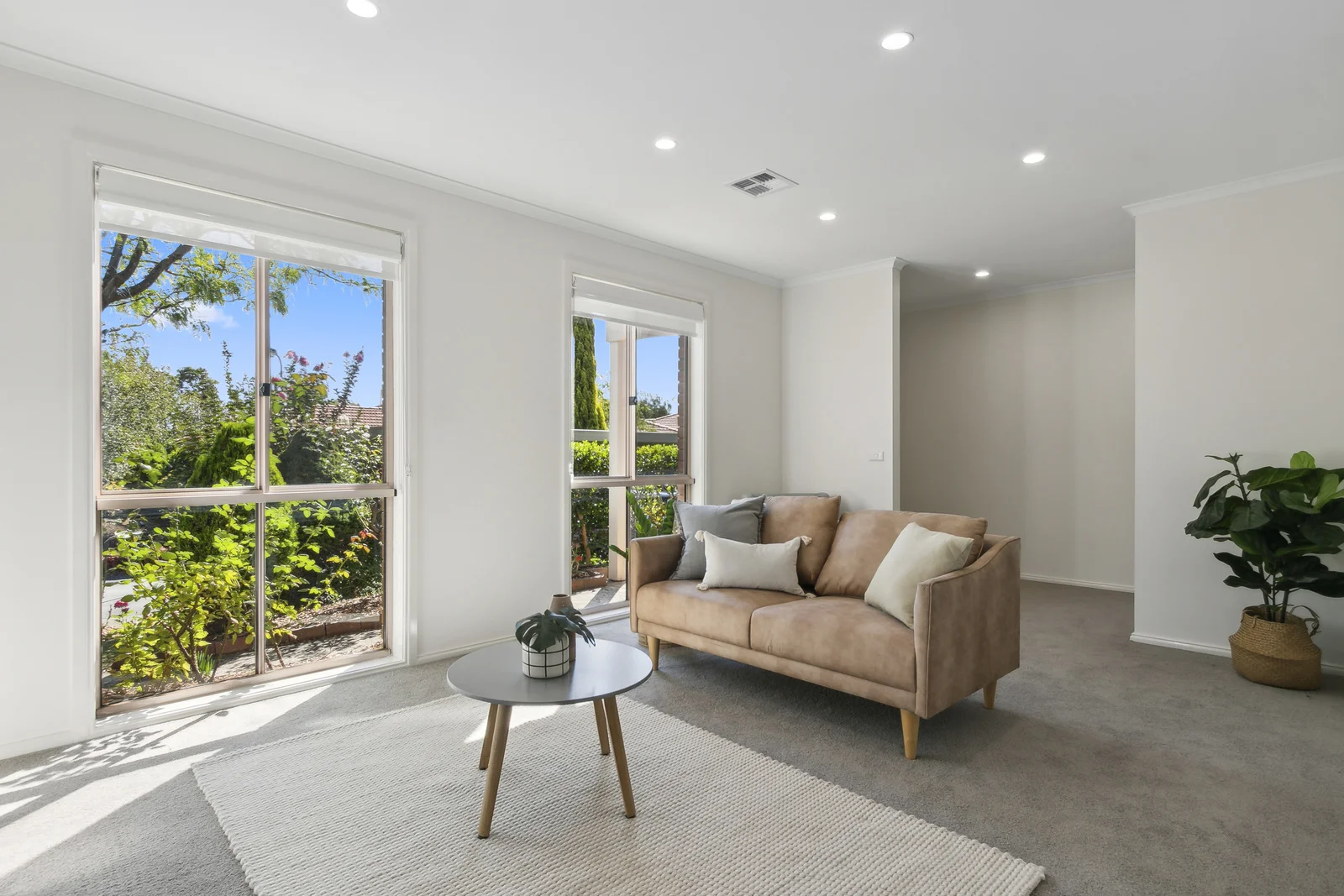 13 IL/6 Melville Park Drive, Berwick VIC 3806