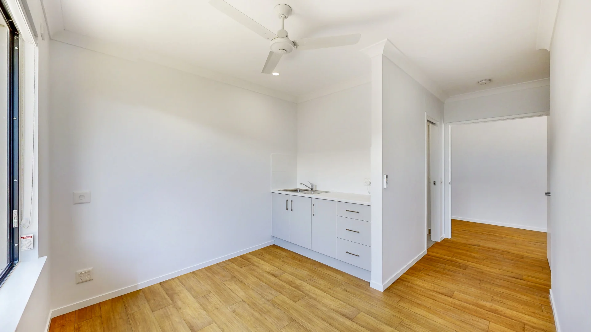 43 The Burlings, Shaw QLD 4818 photo 4