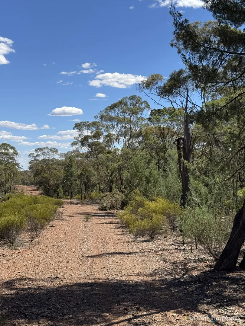 Additional image 3 of * Dutchmans Hutt, Hermidale NSW 2831