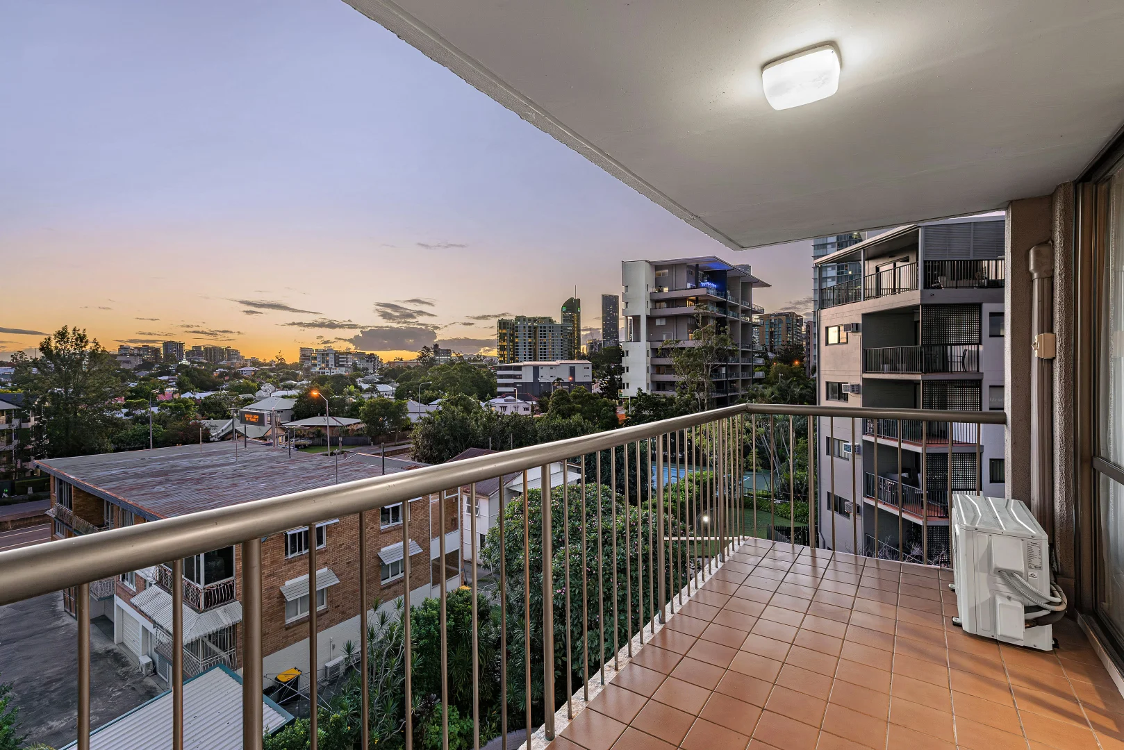 Additional image 2 of 17/89 Thorn Street, Kangaroo Point QLD 4169
