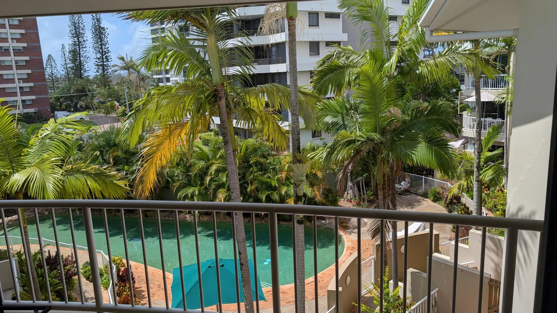 Additional image 3 of 22/13 Montgomery Avenue, Main Beach QLD 4217