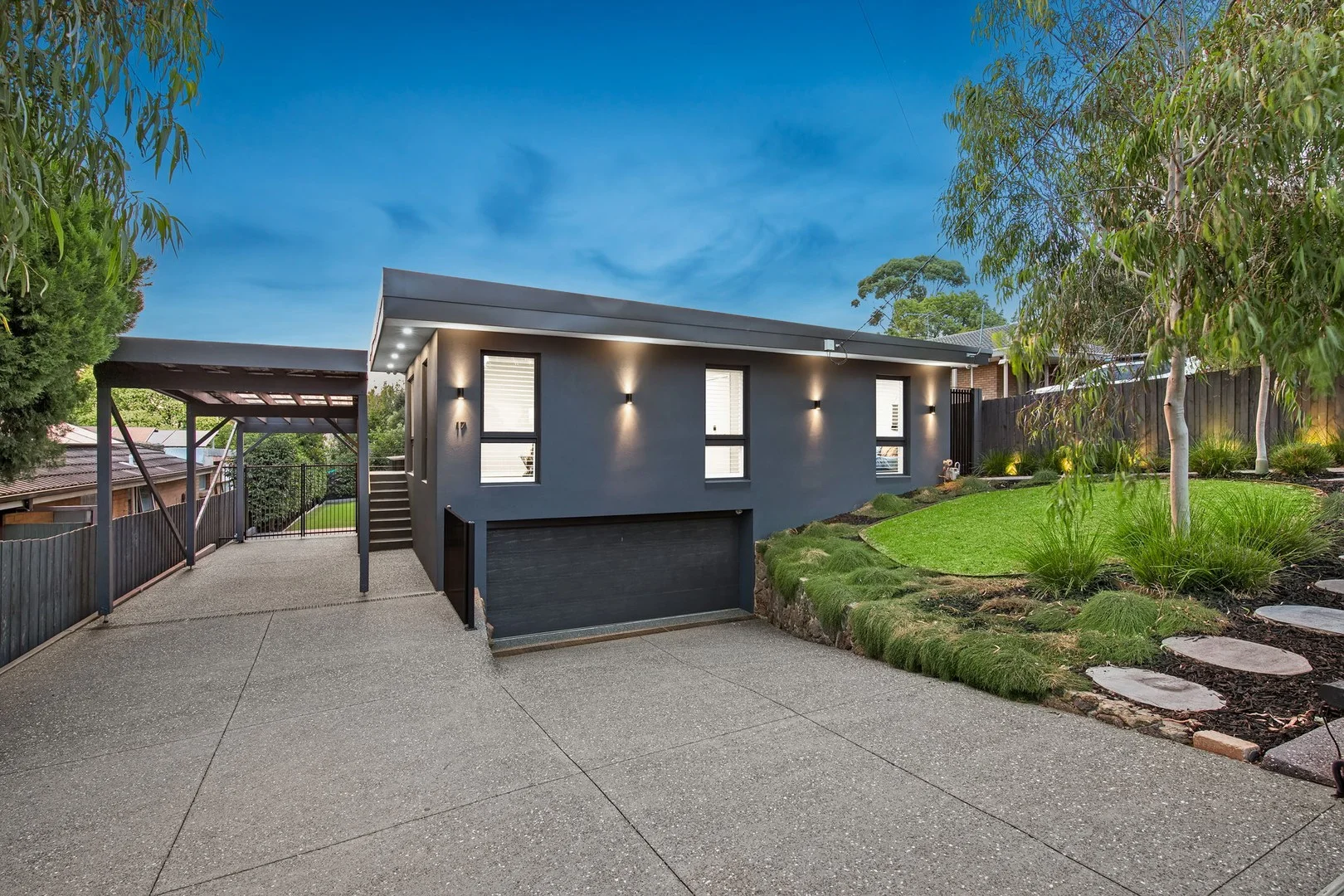 17 Lena Street, Viewbank VIC 3084