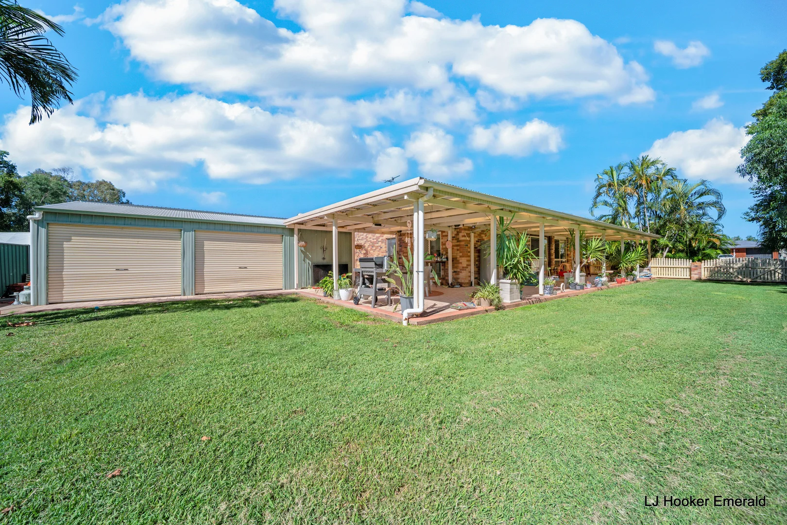 16 Kidd Street, Emerald QLD 4720 photo 3