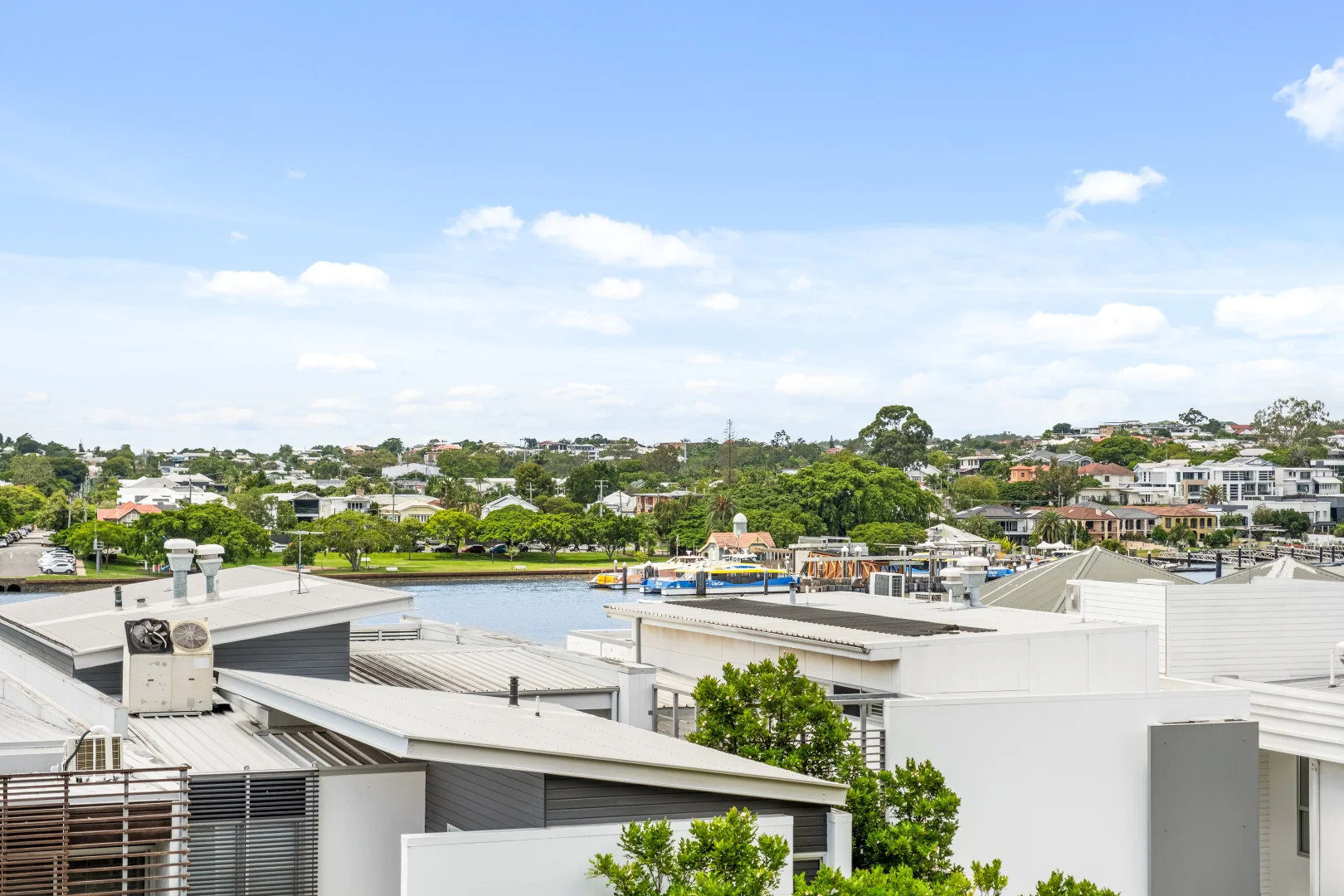 Additional image 4 of 301/64 Macquarie Street, Teneriffe QLD 4005