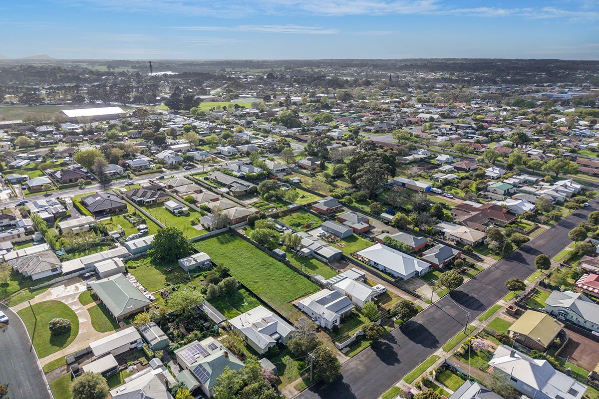 Additional image 3 of 52B Stephen Street, Hamilton VIC 3300