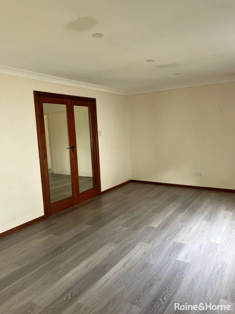 Additional image 4 of 46 Thornhill St, Young NSW 2594