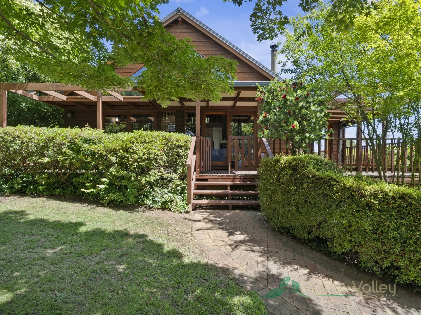 6 Lambert Street, Tawonga VIC 3697