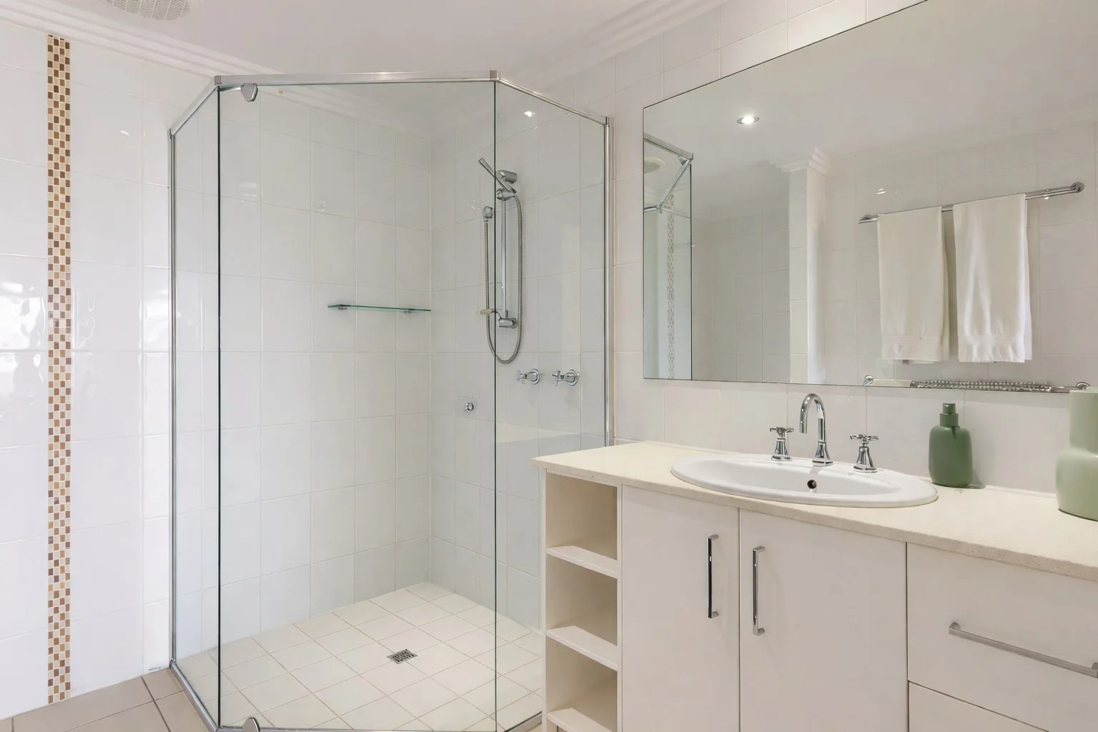 Additional image 16 of 14 View Street, Burleigh Heads QLD 4220