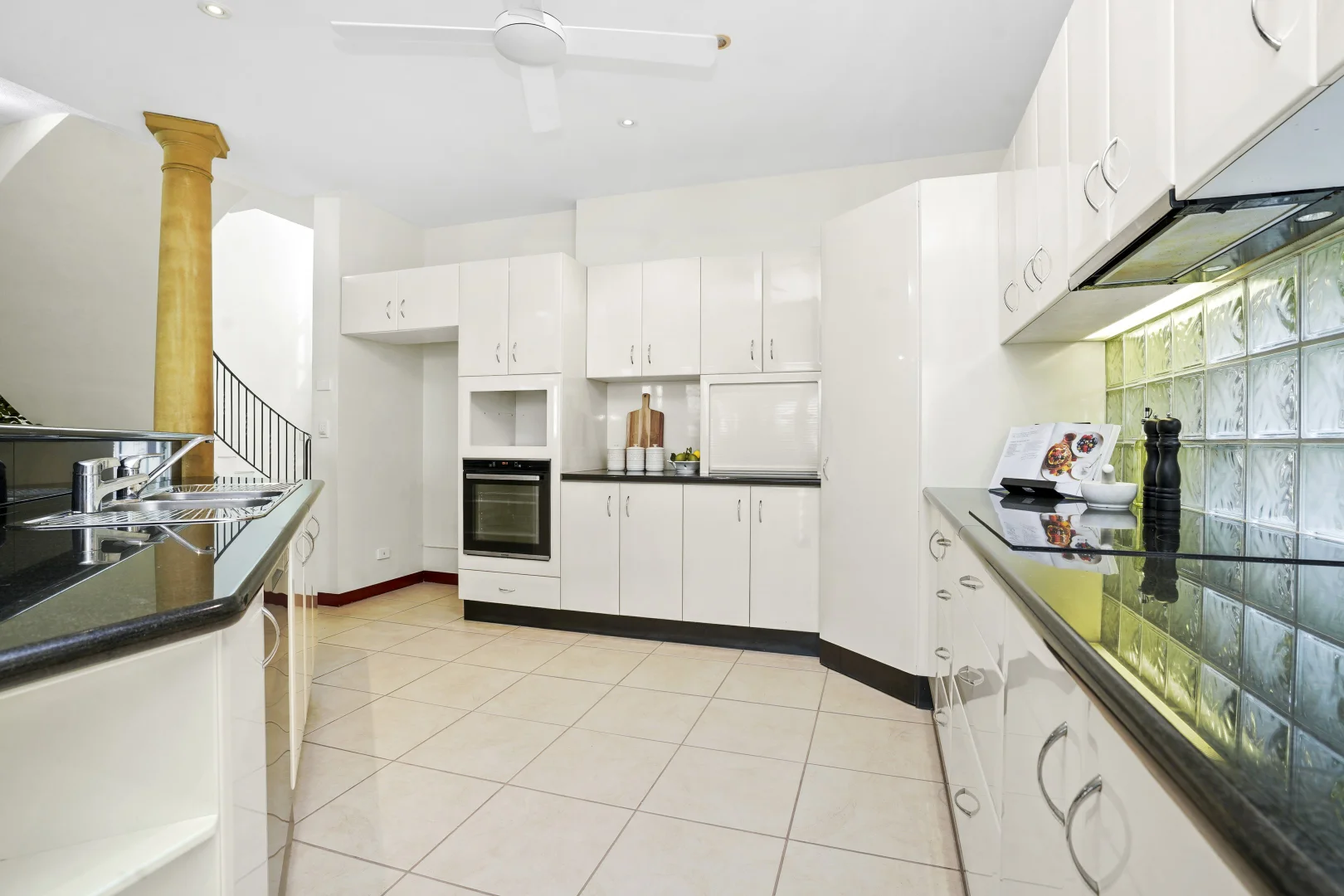 Additional image 10 of 1/19 Paspaley Place, Cullen Bay NT 0820