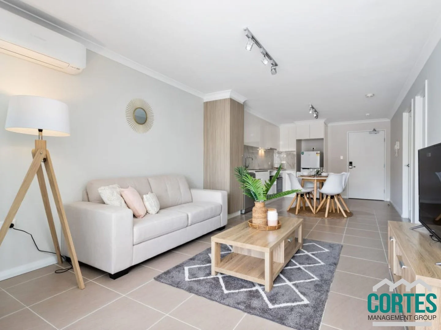 8/18 Westralia Gardens, Rockingham WA 6168