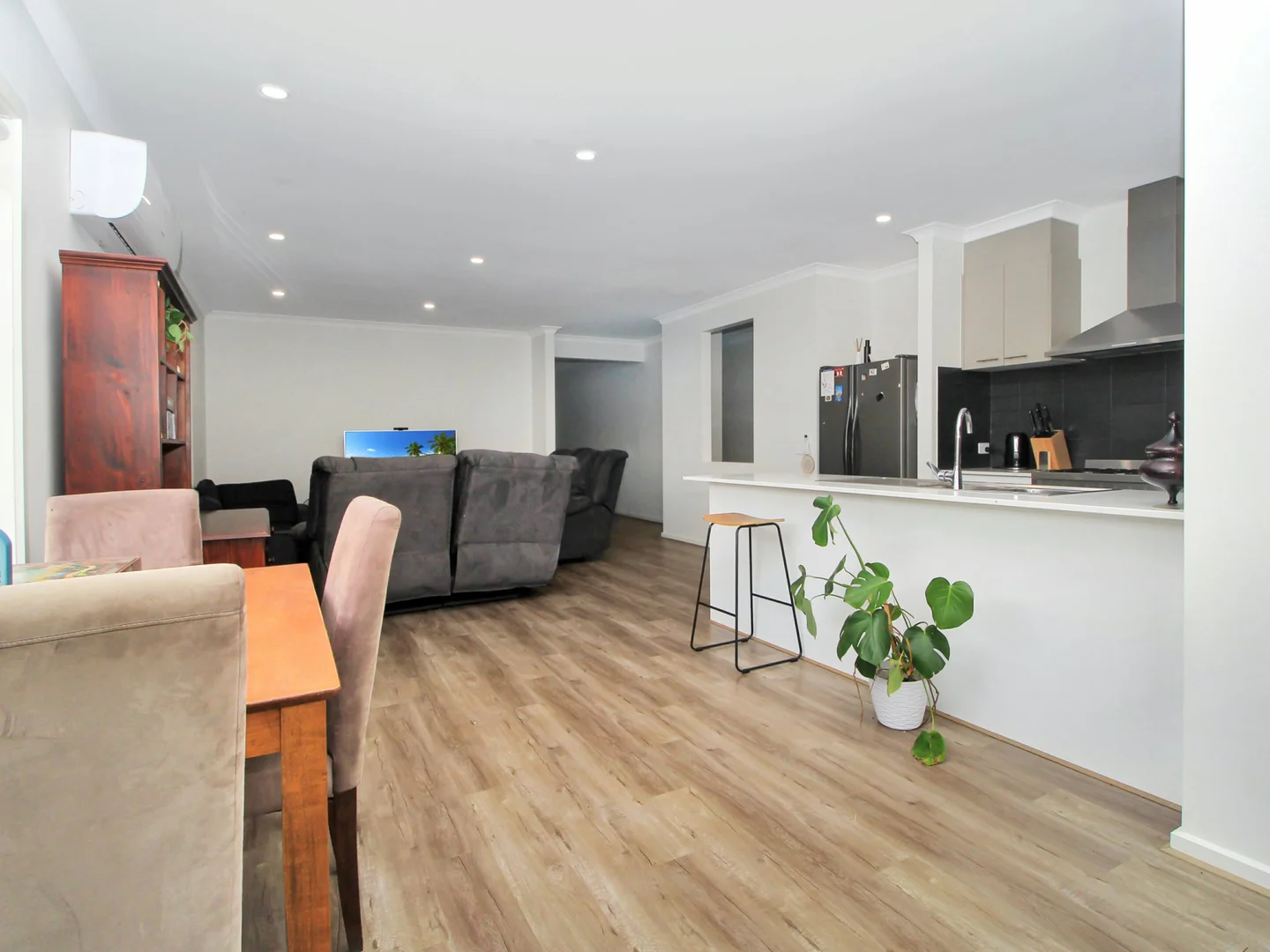 Additional image 2 of 109 Lee Street, Stratford VIC 3862