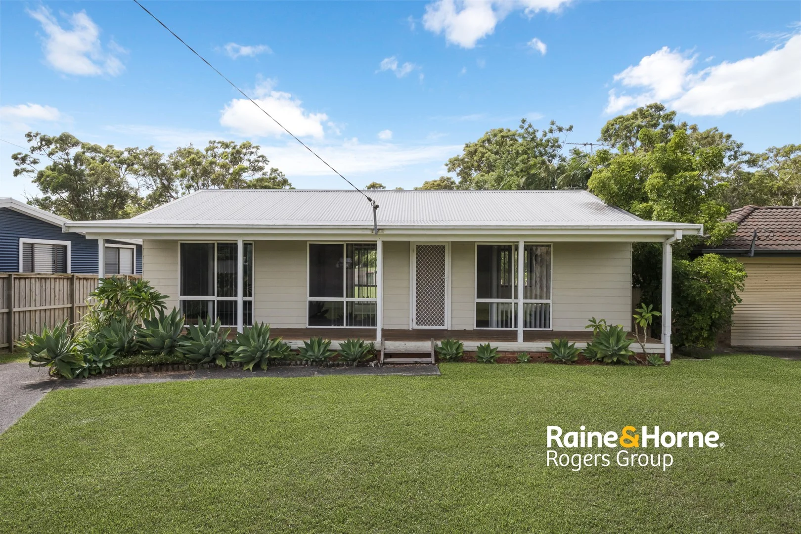 19 Kangaroo Avenue, Lake Munmorah NSW 2259