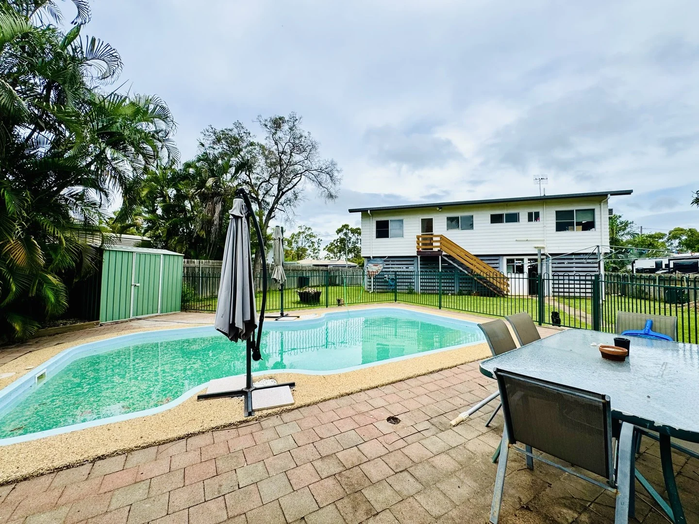 33 JACKSON Avenue, Moranbah QLD 4744