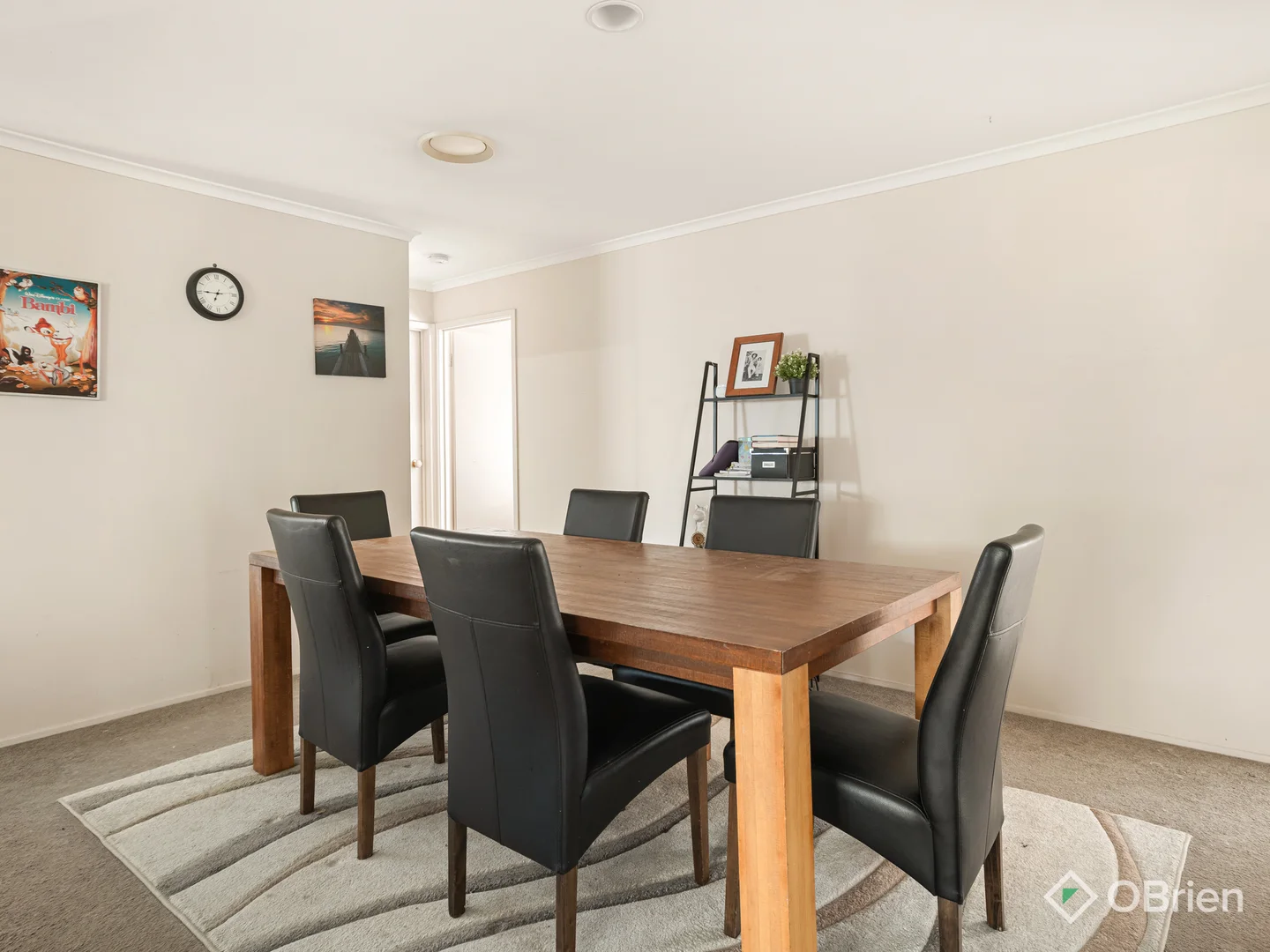 5 Bradley Way, Cranbourne West VIC 3977 photo 4