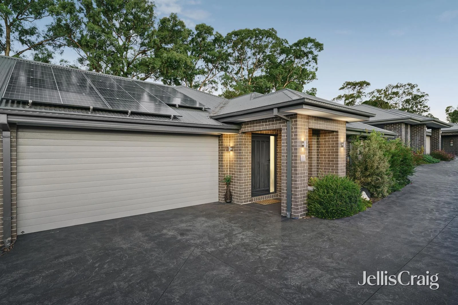 3/40 Shalbury Avenue, Eltham VIC 3095