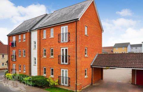 Teal Drive, Queens Hills, Norwich NR8