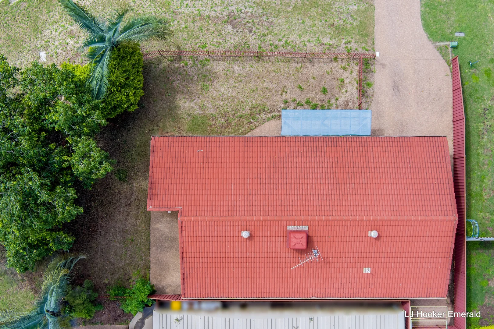 2a Statesman Drive, Emerald QLD 4720 photo 2