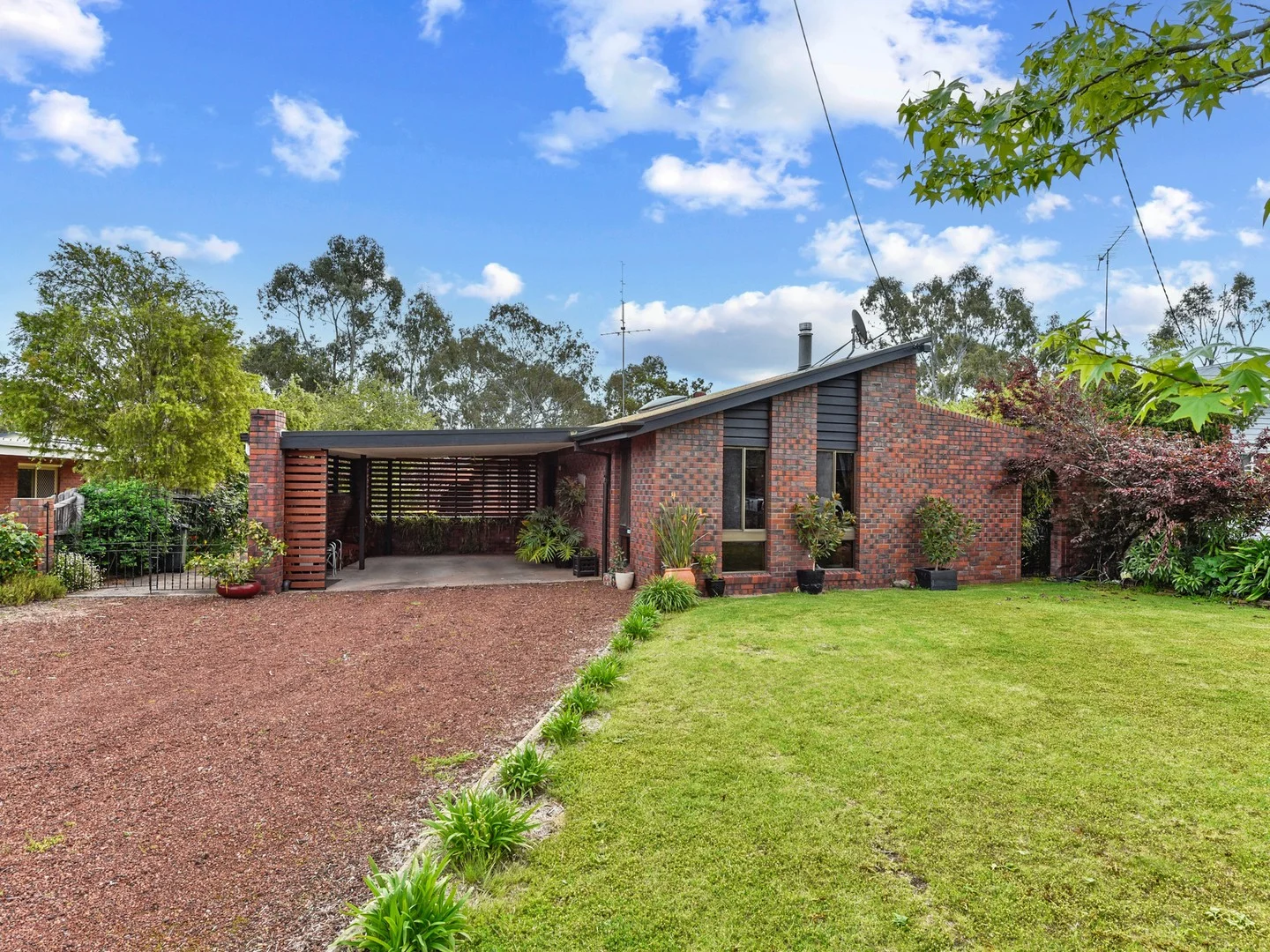 36 Wannon Avenue, Edenhope VIC 3318