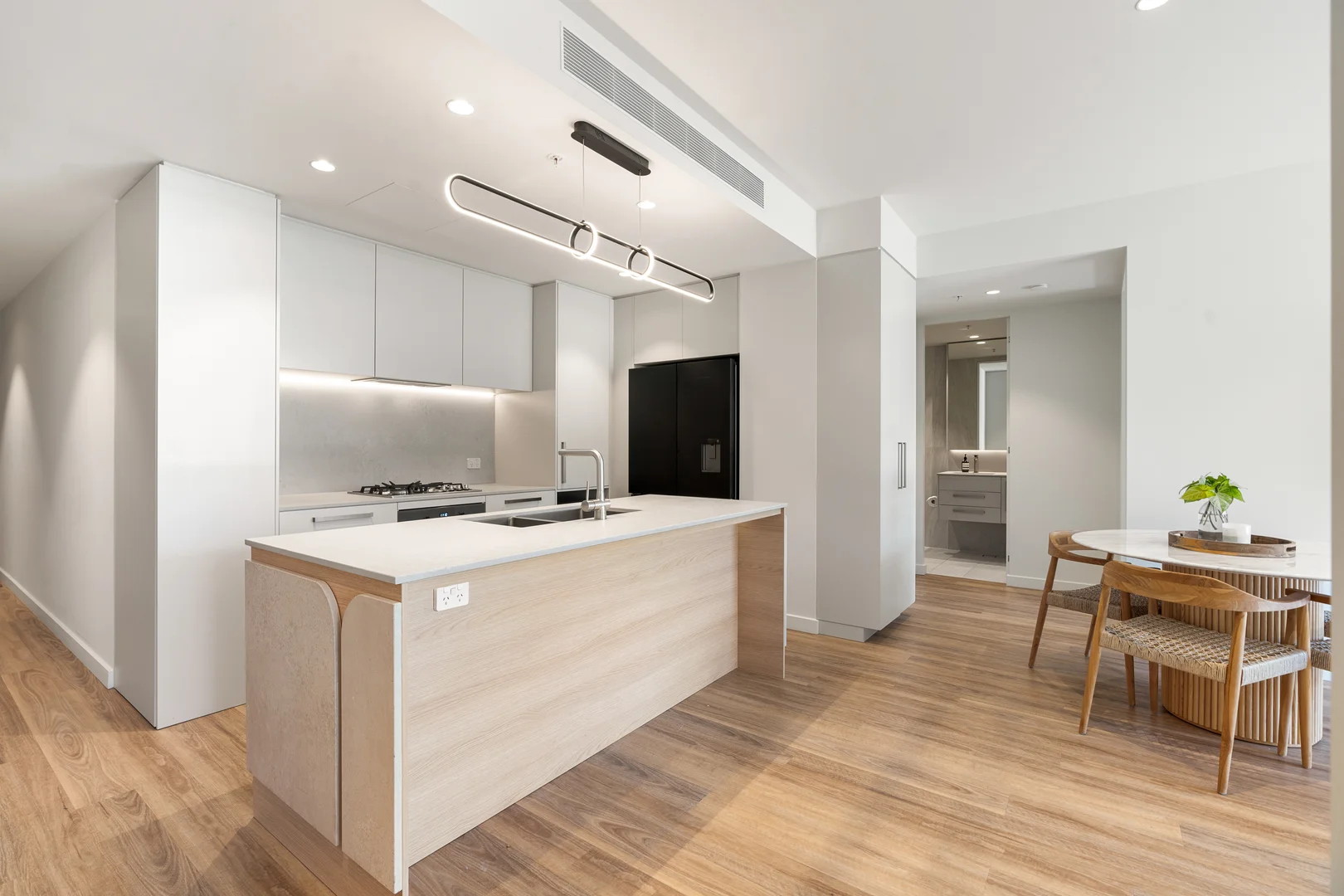 Additional image 7 of 202/4 Miles Street, Coolangatta QLD 4225