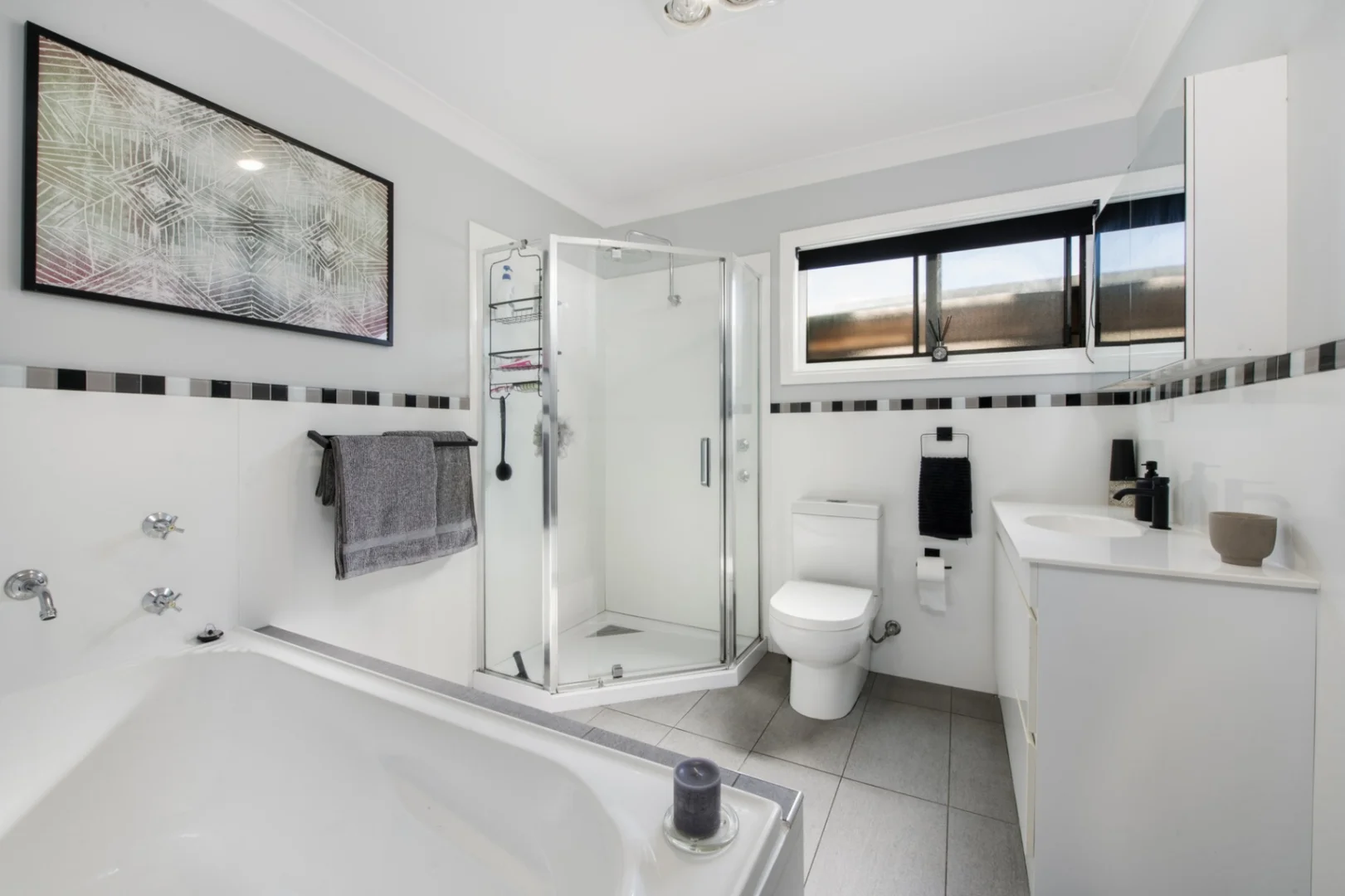 Additional image 11 of 19 Kathleen White Crescent, Killarney Vale NSW 2261