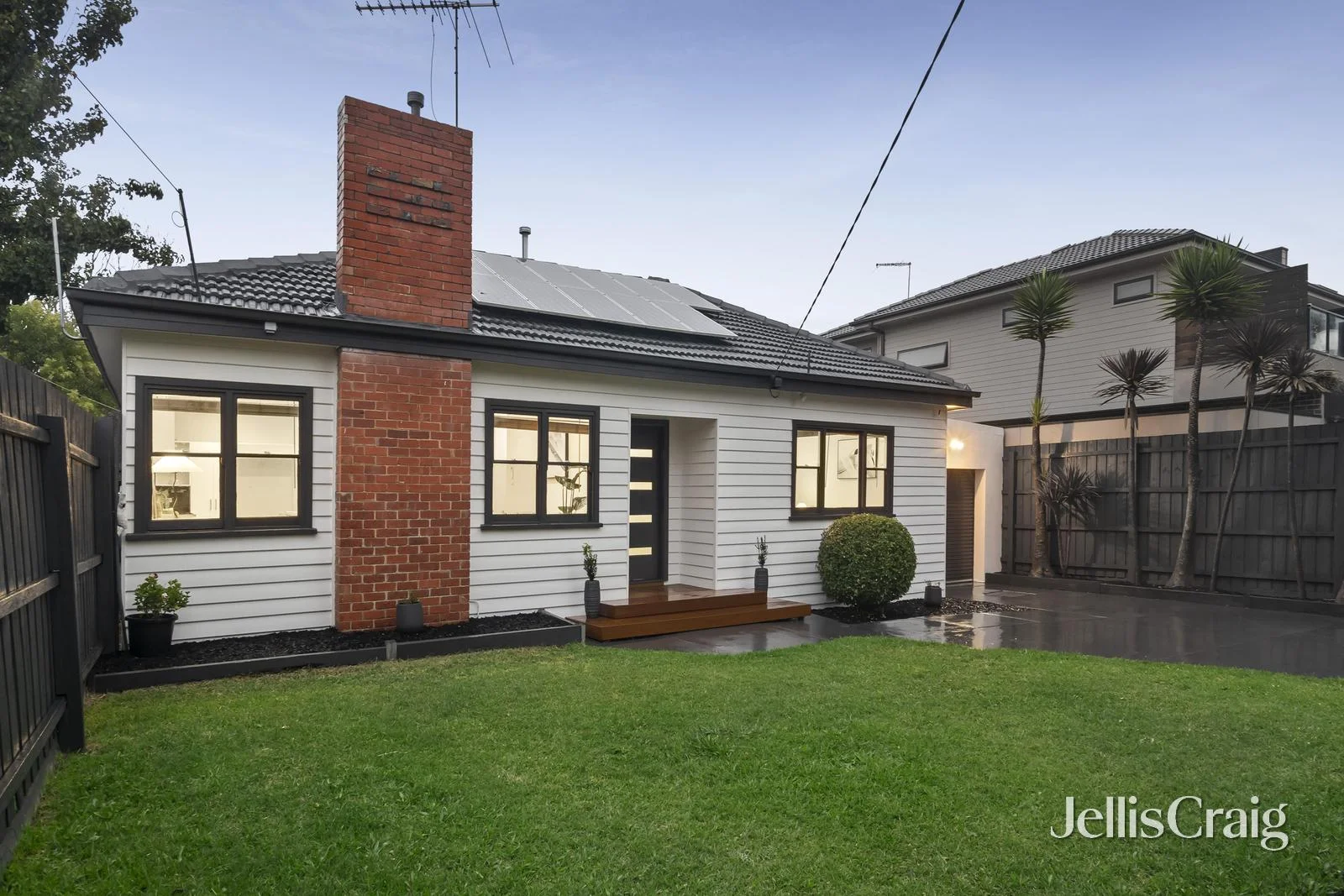 33 Jackson Street, Croydon VIC 3136