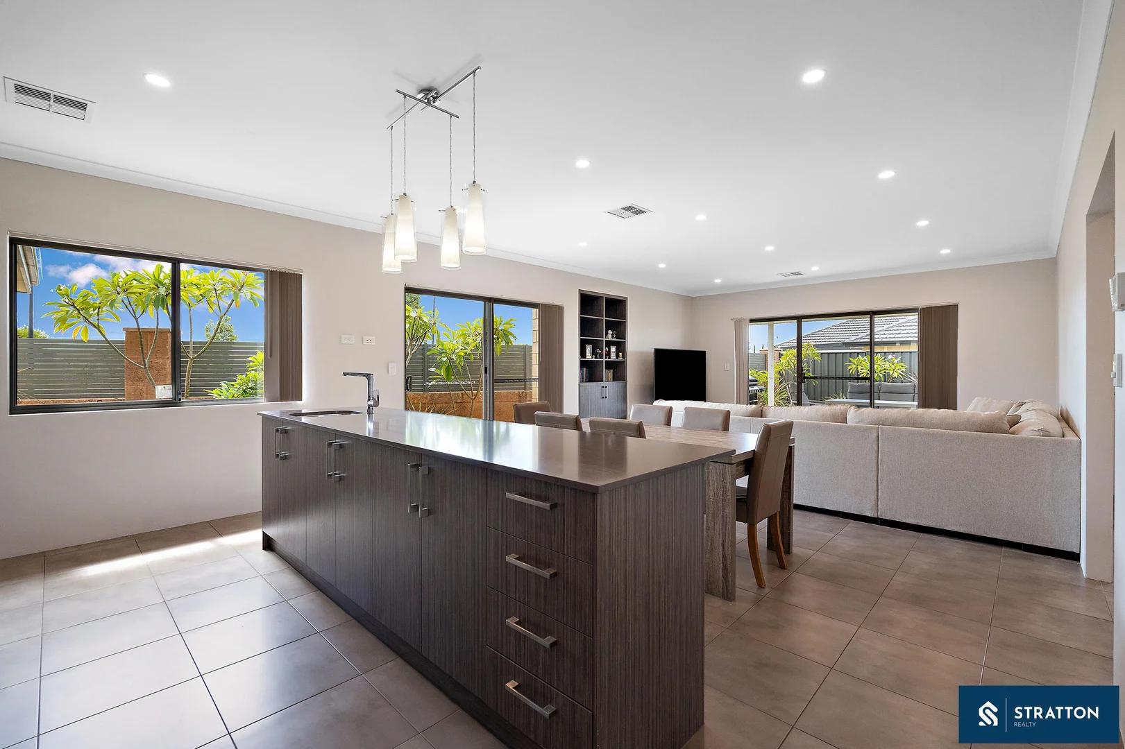 Additional image 8 of 2 Plavin Street, Piara Waters WA 6112