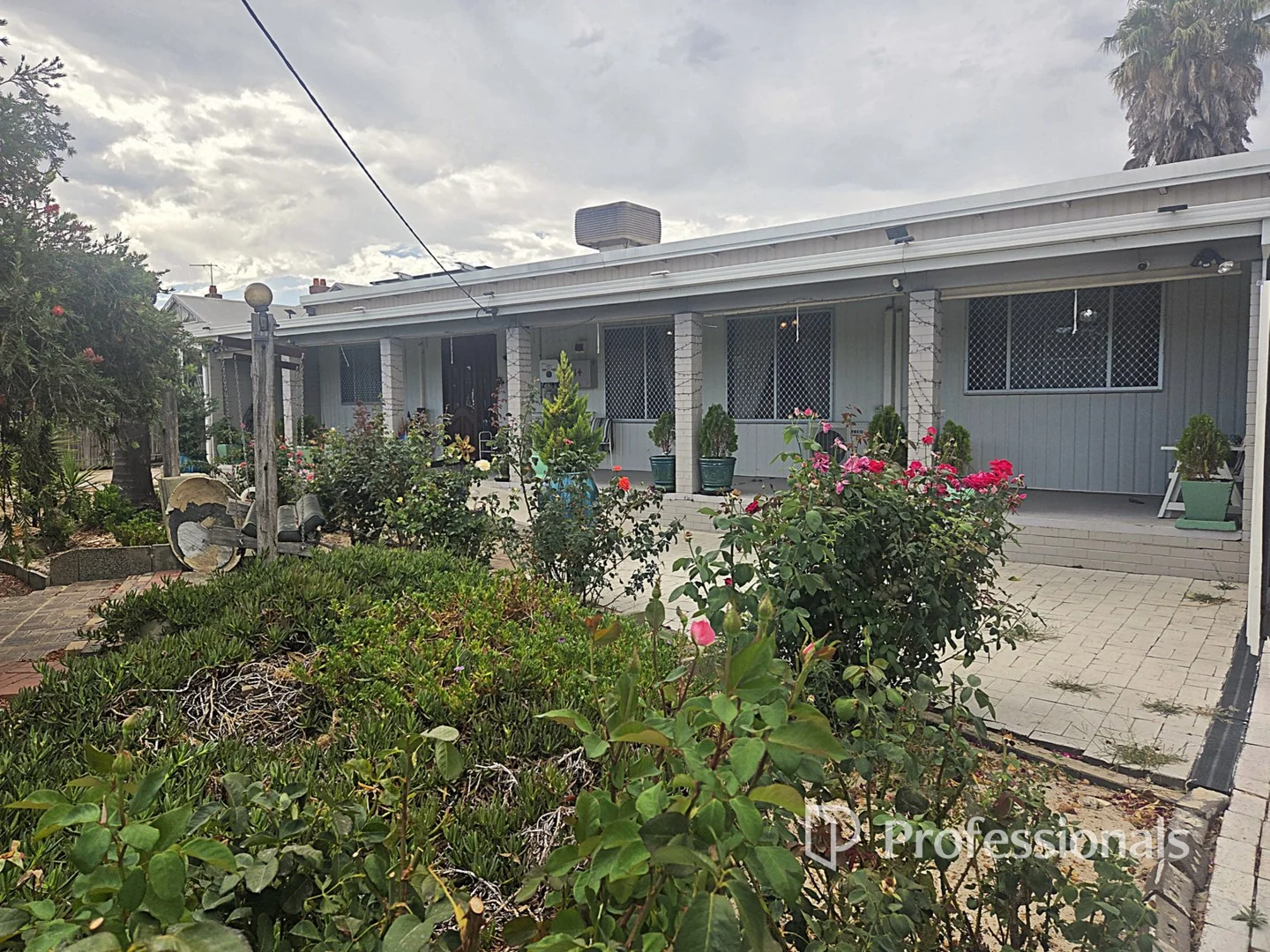 14 Moira Road, Collie WA 6225
