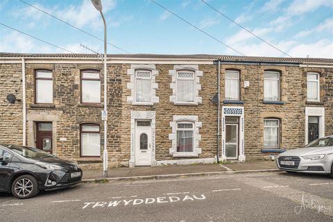 Iorwerth Street, Manselton, Swansea SA5