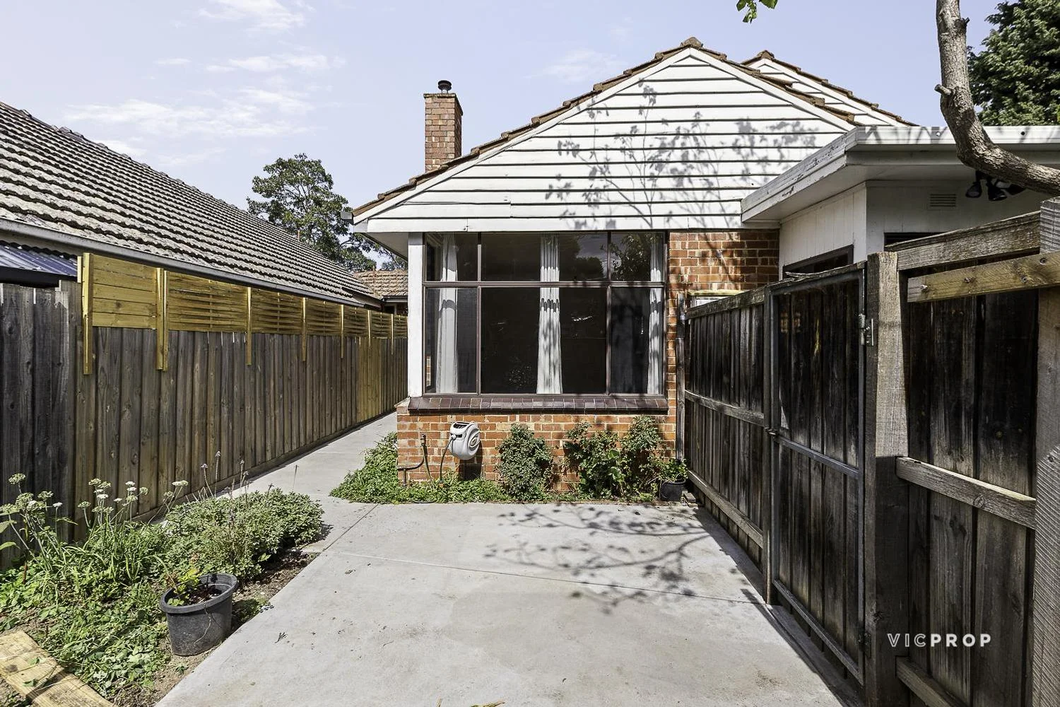 Additional image 2 of 2/13 North Crescent, Heidelberg West VIC 3081