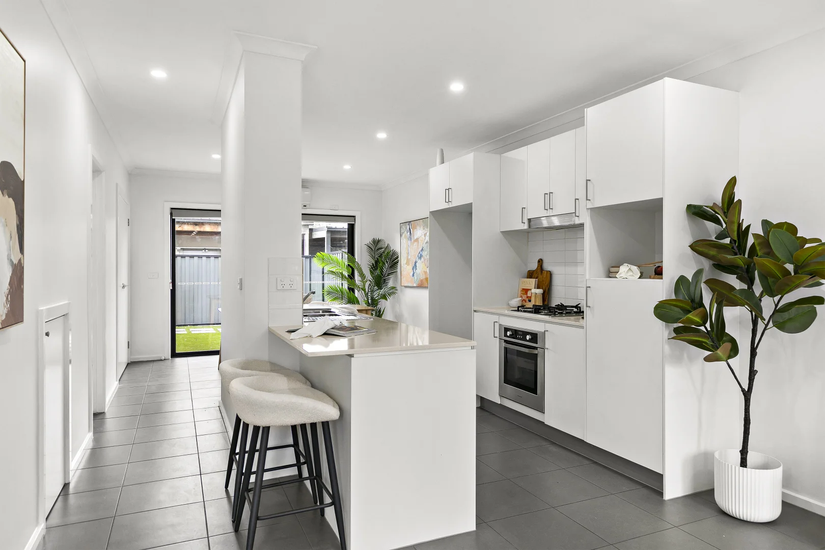 3 Clendon Way, Craigieburn VIC 3064 photo 4