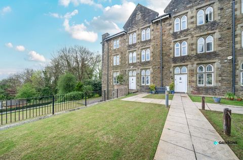 Rembrandt Court, Swansea SA2