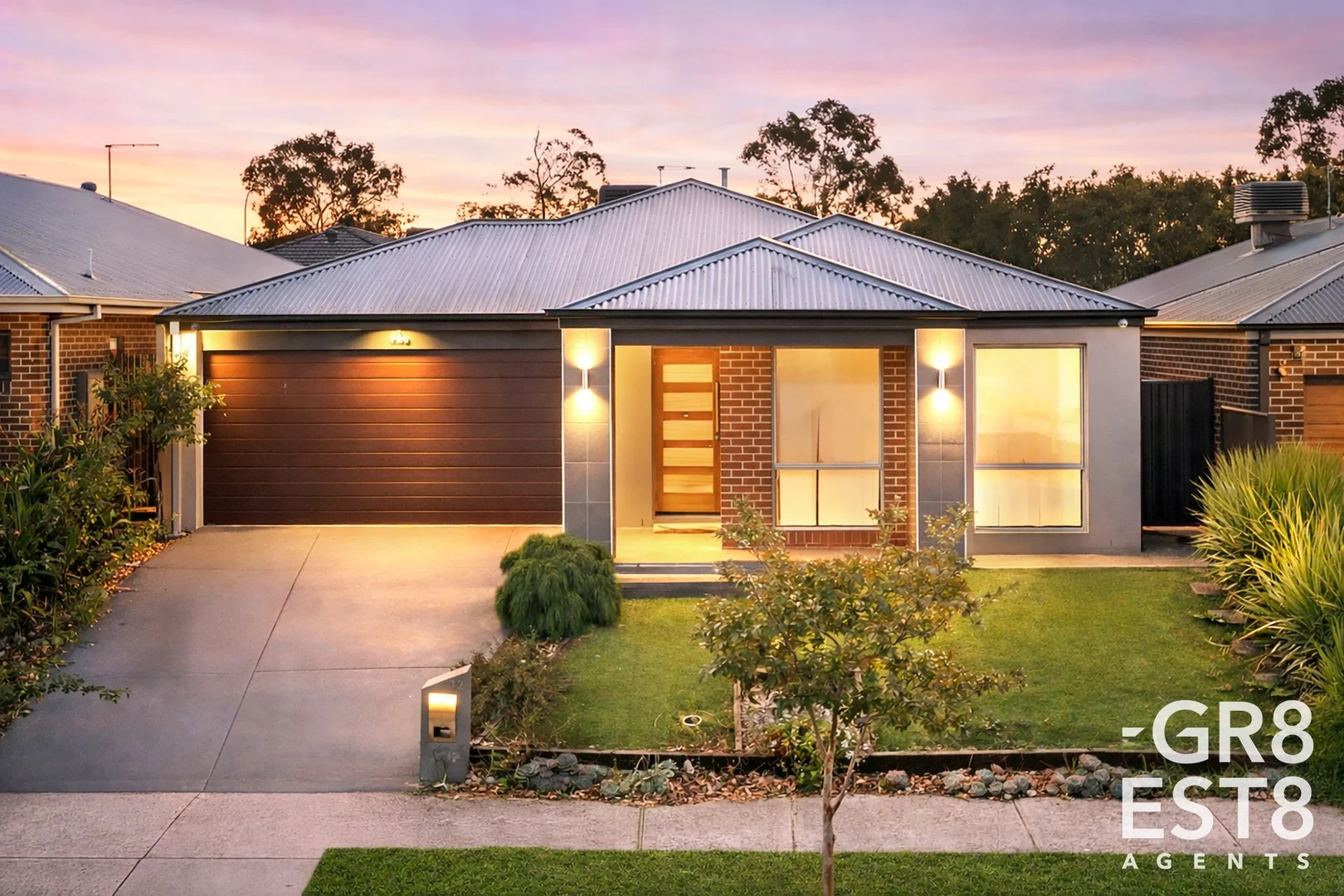 12 Newington drive, Cranbourne East VIC 3977