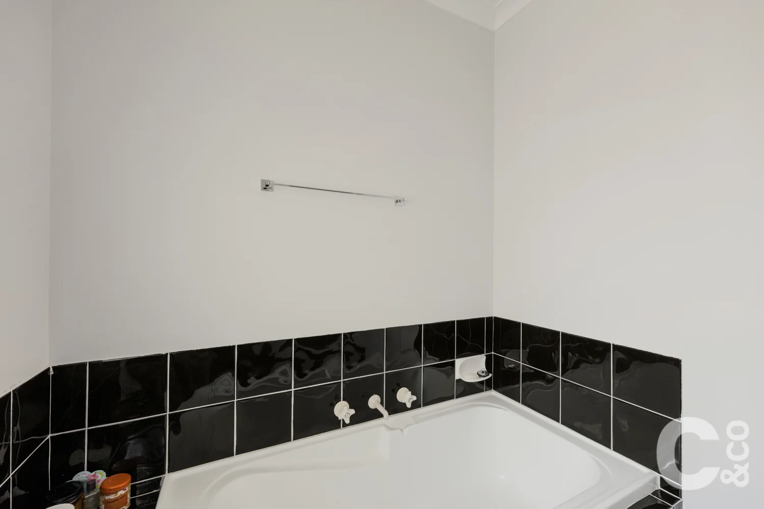 Additional image 23 of 11 Graydon Grove, Leda WA 6170