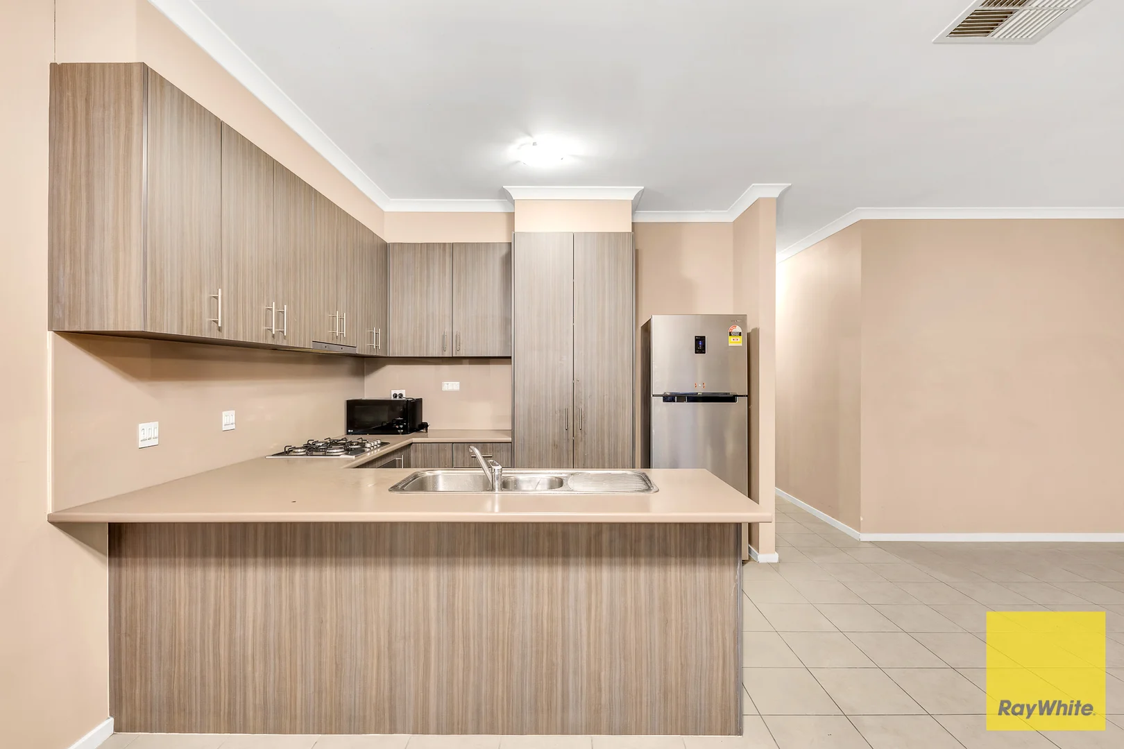 Additional image 6 of 2/40 Bridlepath Drive, Truganina VIC 3029