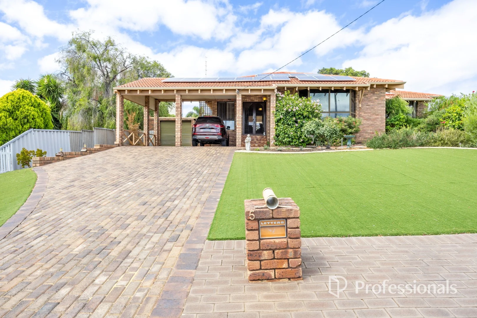 5 Pelican Place, Australind WA 6233